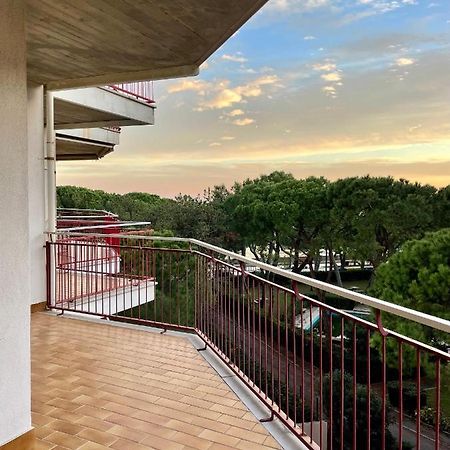Residence Cristallo 4H Ліньяно-Сабб'ядоро Екстер'єр фото